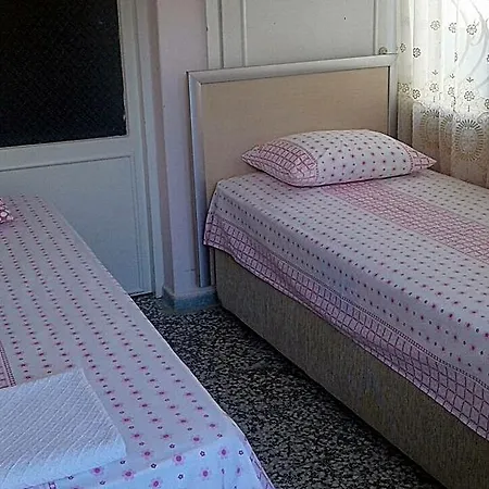Yaseminin Misafirhanesi * Özdere